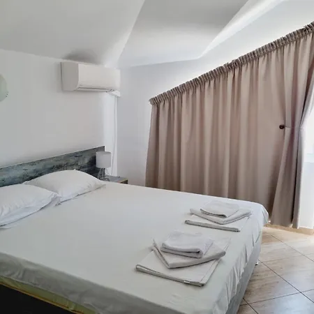 Къща за гости Casa Dell'arte Ахтопол